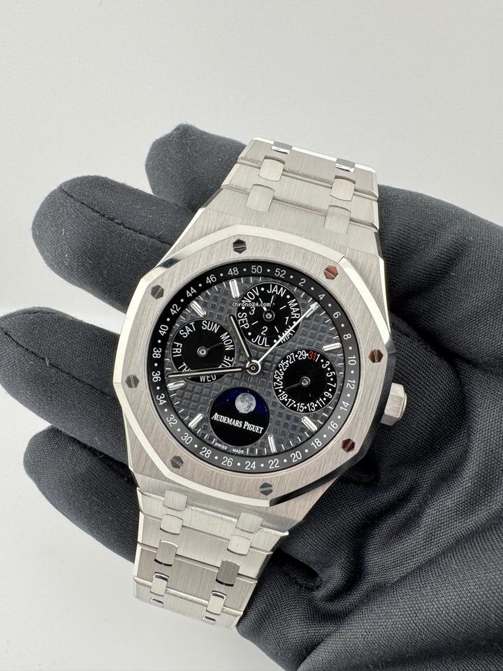 Audemars Piguet Royal Oak Offshore - Master Copy