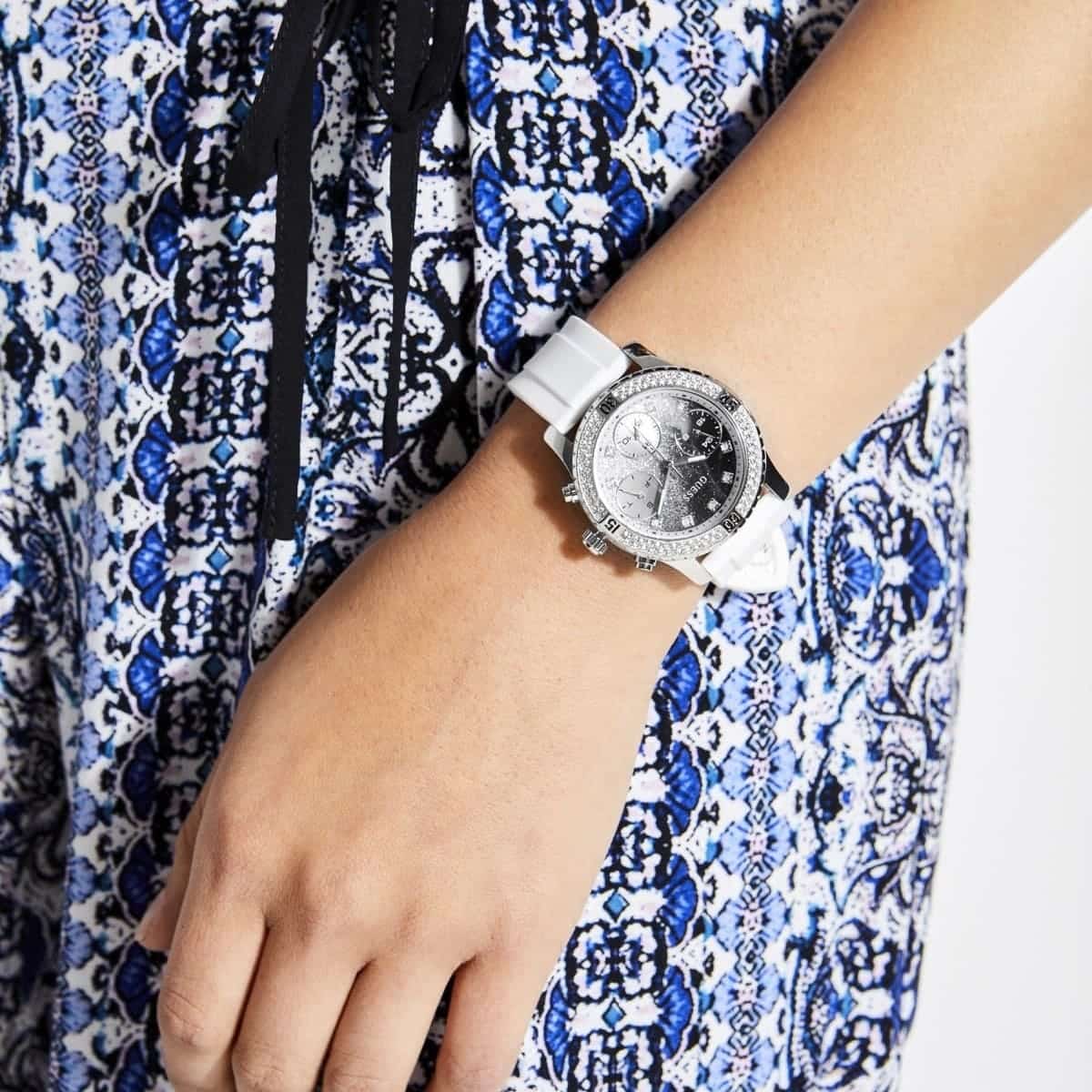 Guess Casual Watch for Women, Silicone, W1098L1 - Original
