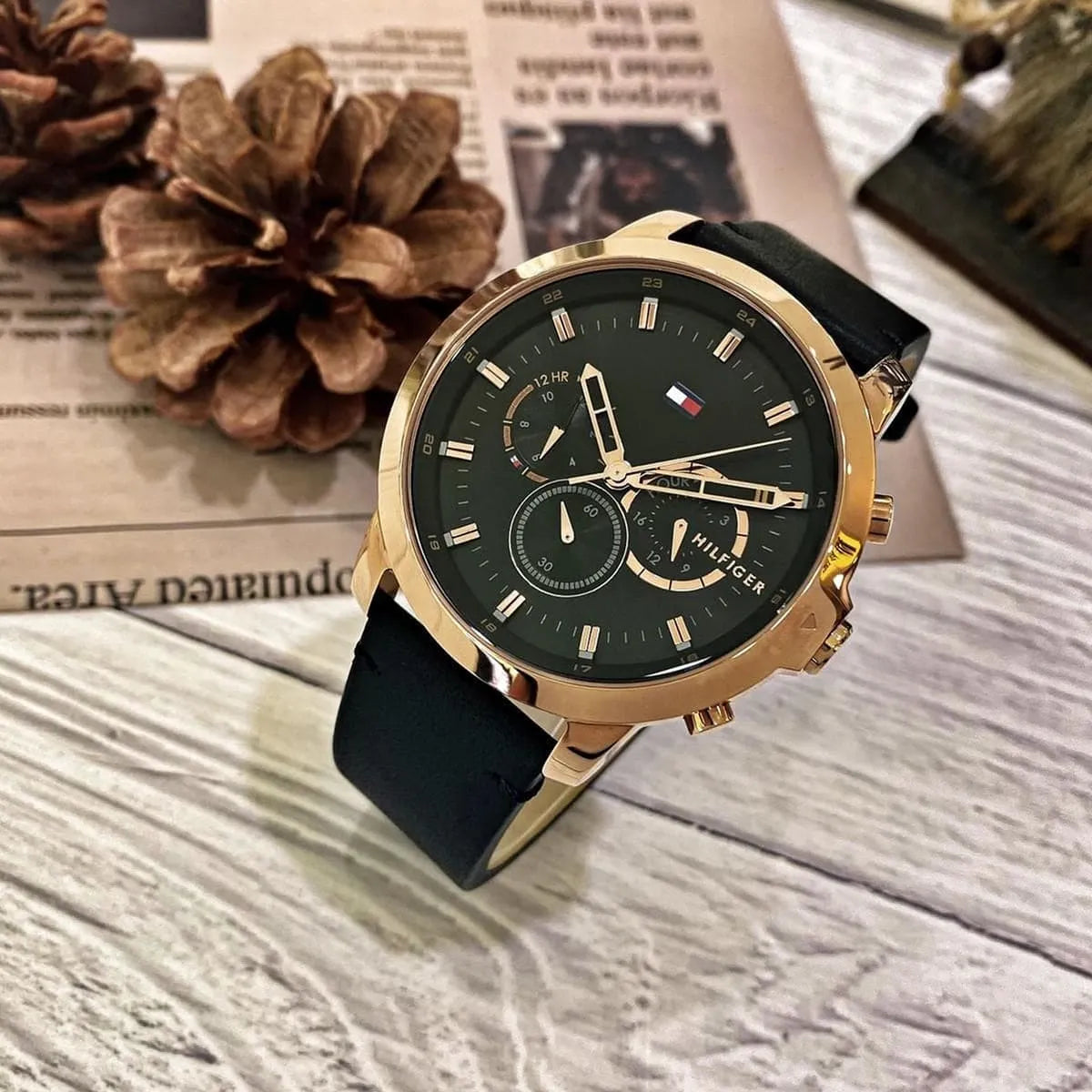 watches Tommy Hilfiger Men's Black Dial Watch 1791798 - Original