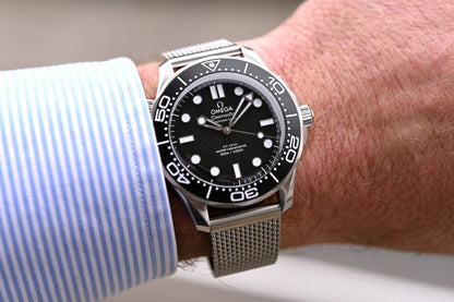 OMEGA SEAMASTER DIVER 300M - James Bond Editon 007 - Master Copy
