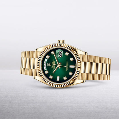 Rolex Day-Date 36mm in  yellow gold featuring a green dial with strass hour markers for women