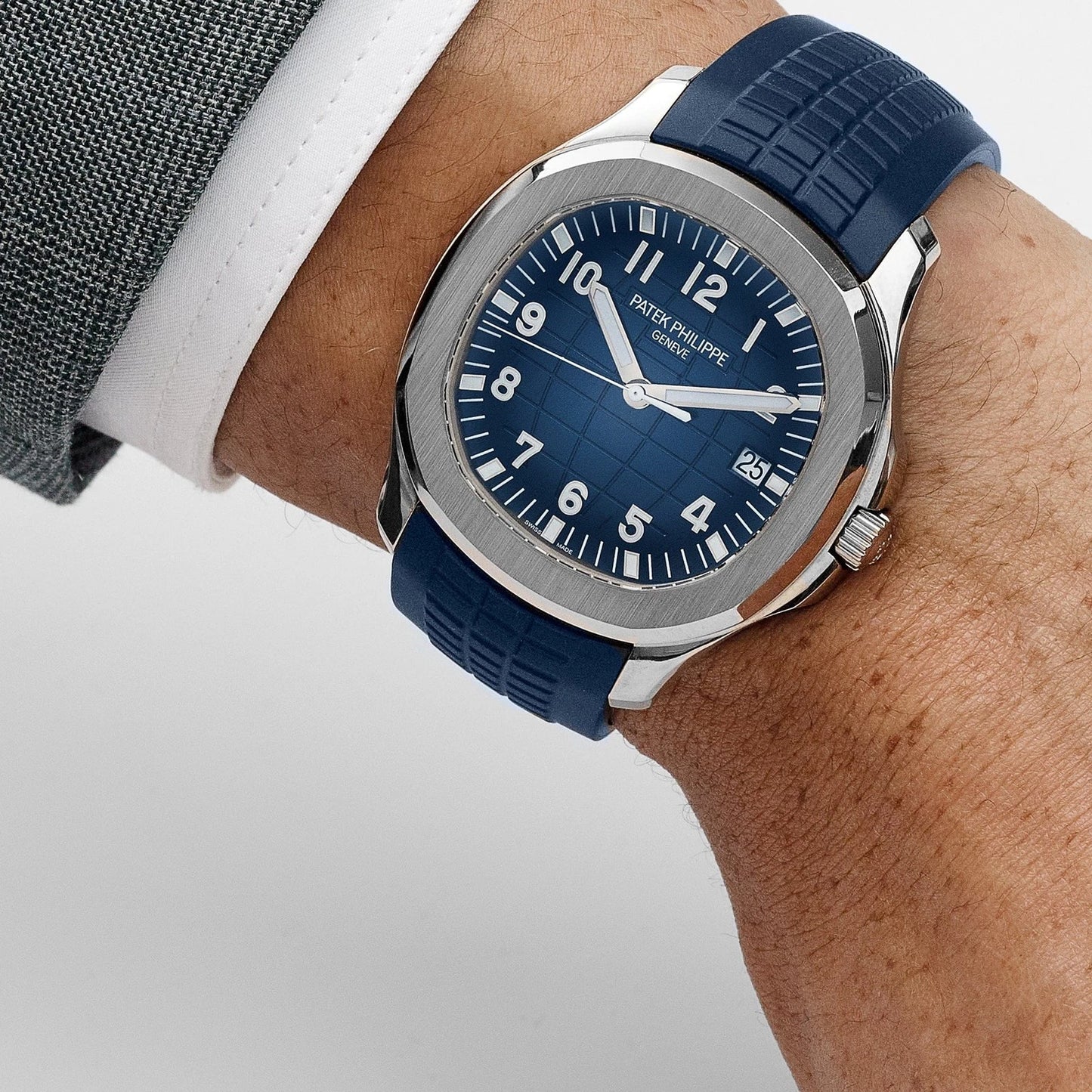 Perfect Quality Aquanaut Inspired by Patek Philippe – Navy Blue Luxury Edition