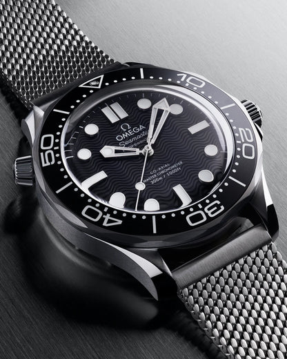 OMEGA SEAMASTER DIVER 300M - James Bond Editon 007 - Master Copy